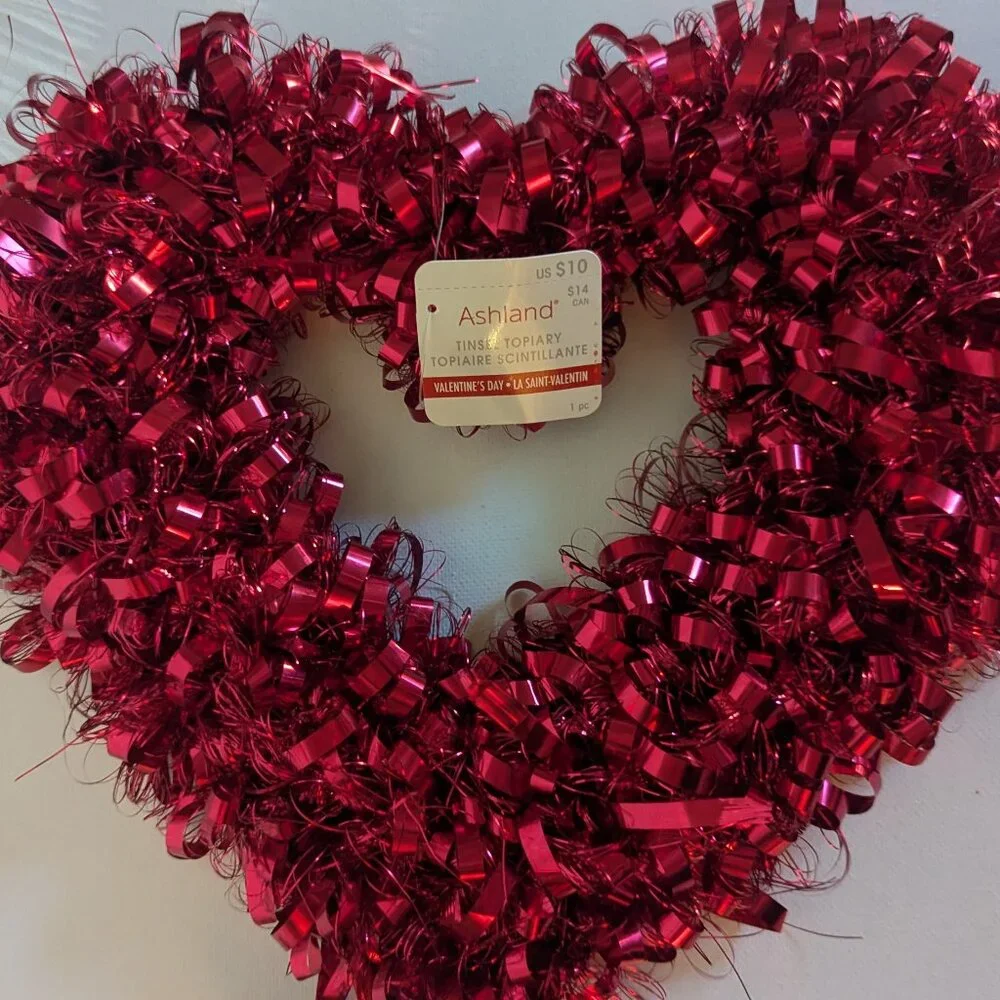NWT Red Curly Tinsel Heart Decoration Valentine's Day Gift Party Decor Ashland